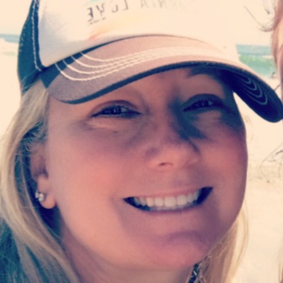 Meet your Posher, Lisa - Picture 4 of 5